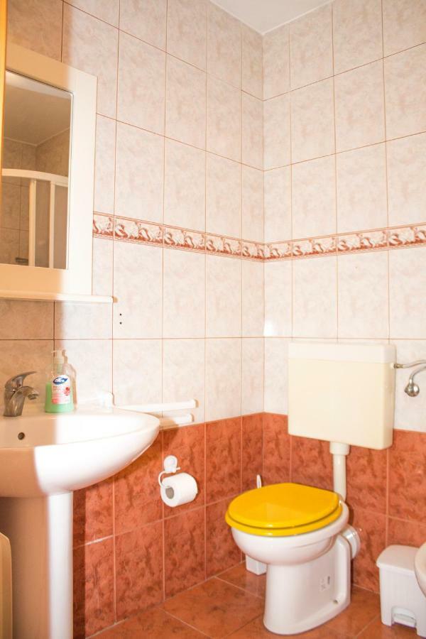 Malinska - Apartment Glavas Exterior photo